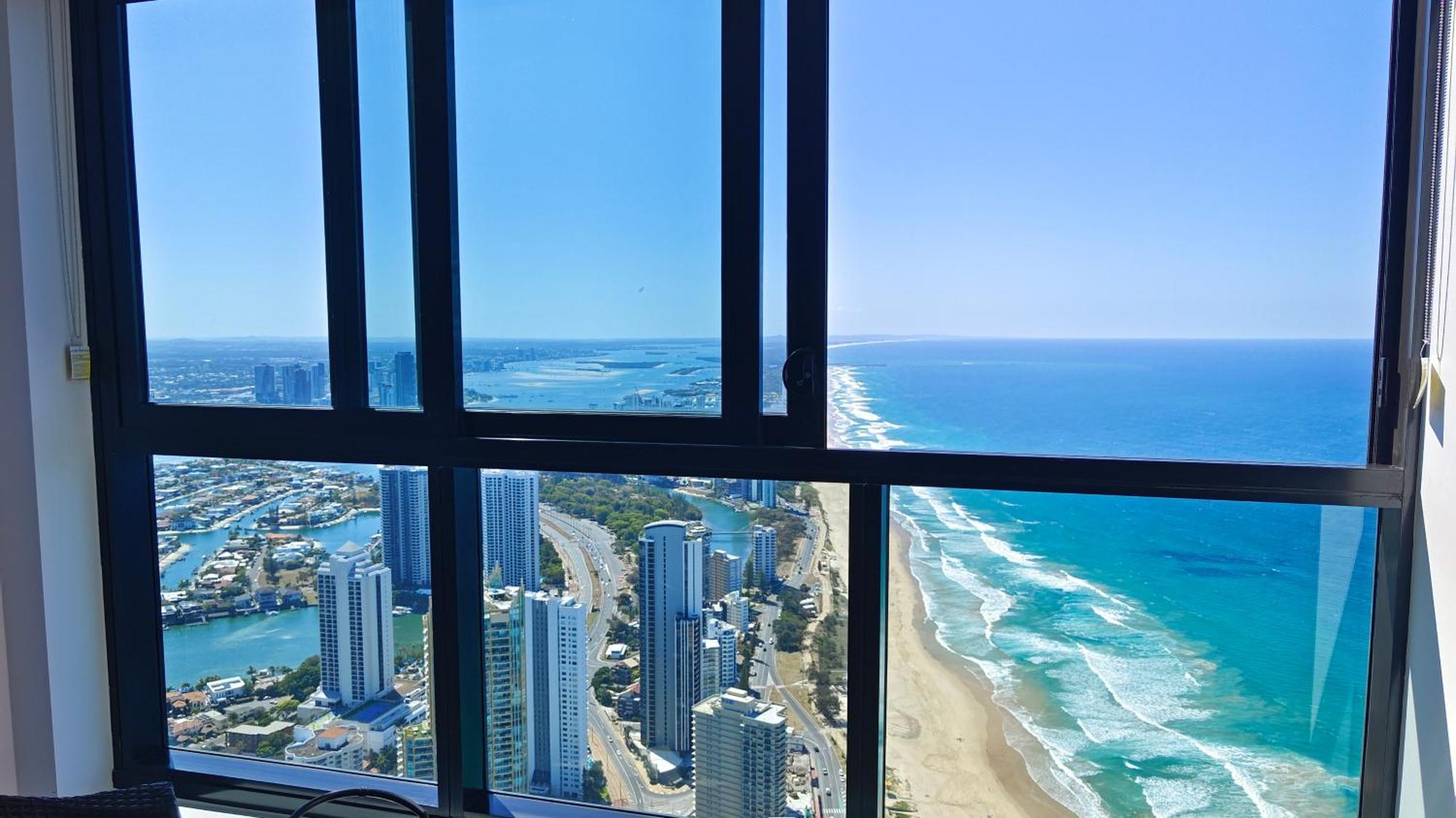 Surfers Paradise New Beachfront Apartments Gold Coast Exterior foto