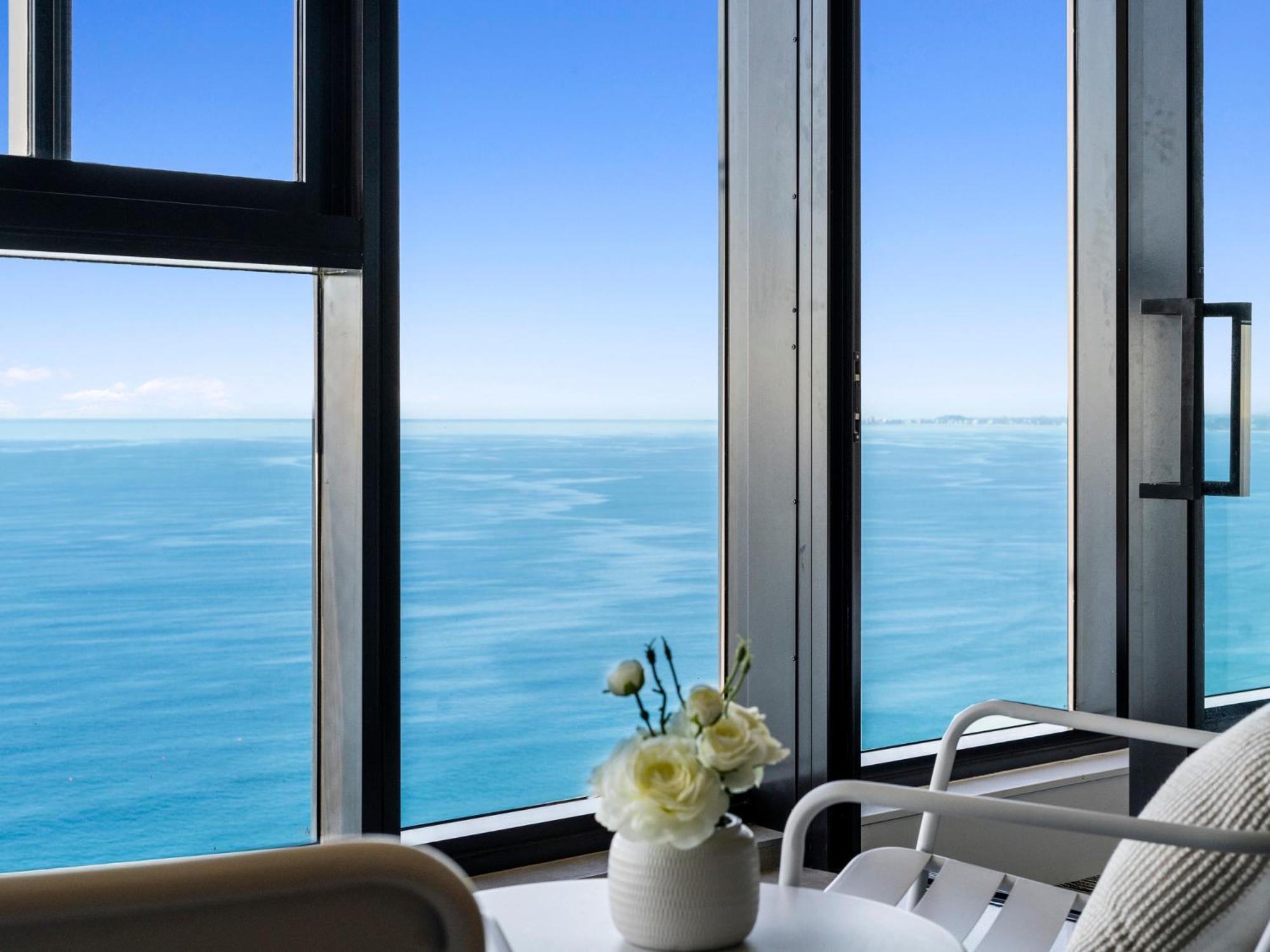 Surfers Paradise New Beachfront Apartments Gold Coast Quarto foto